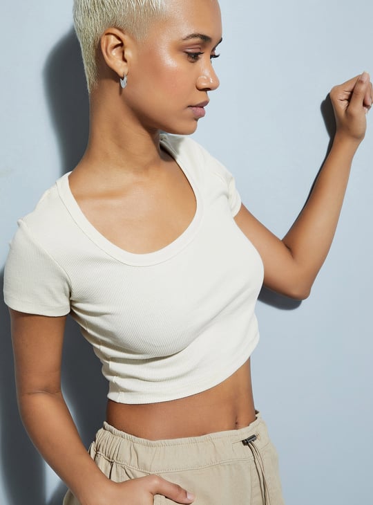 URB_N Women Ribbed Crop Top