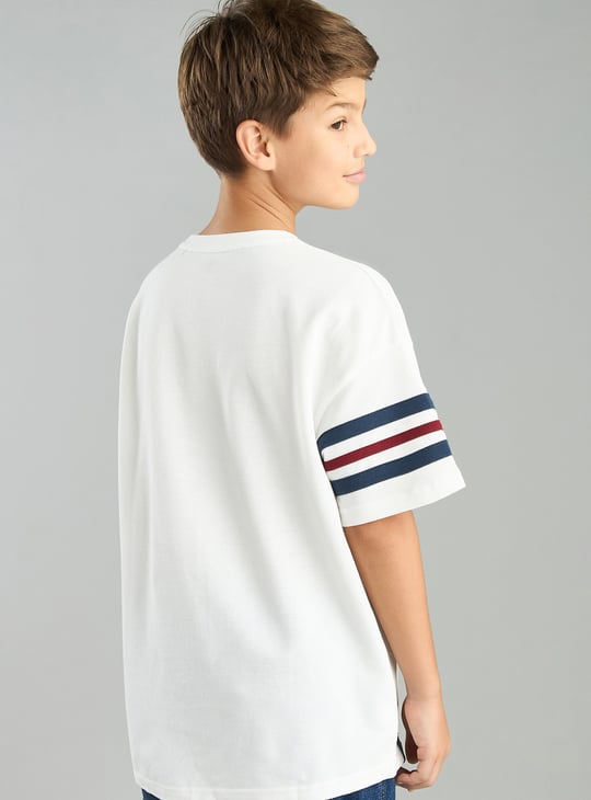 Boys Typographic Printed T-shirt