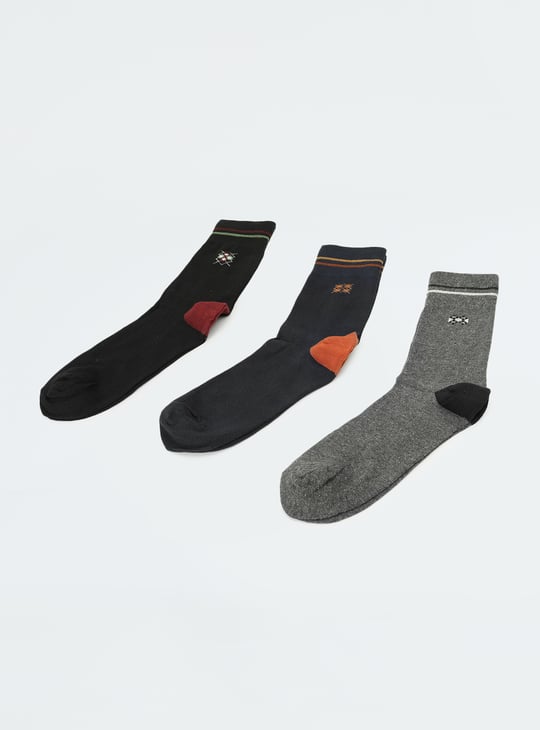 Men Colourblocked Crew Length Socks - Pack of 3