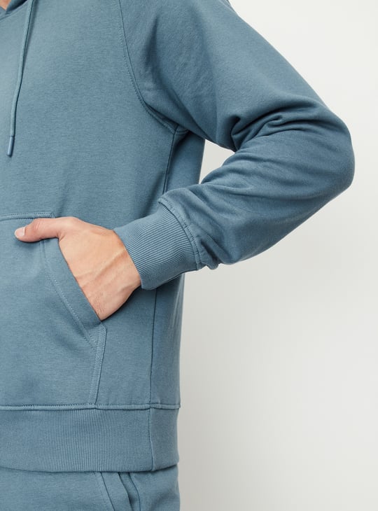 Men Solid Hooded Sweatshirt