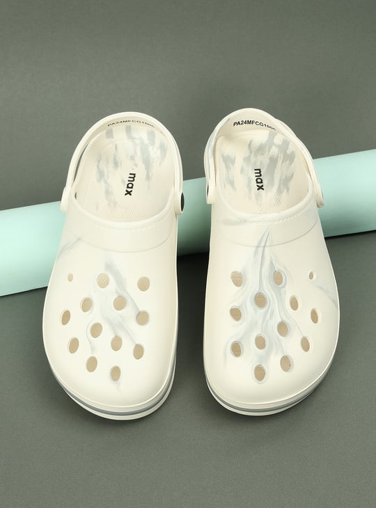 Men Marble Printed Clogs