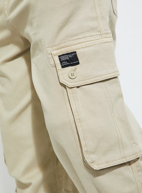 URB_N Men Relaxed Fit Cargo Trousers