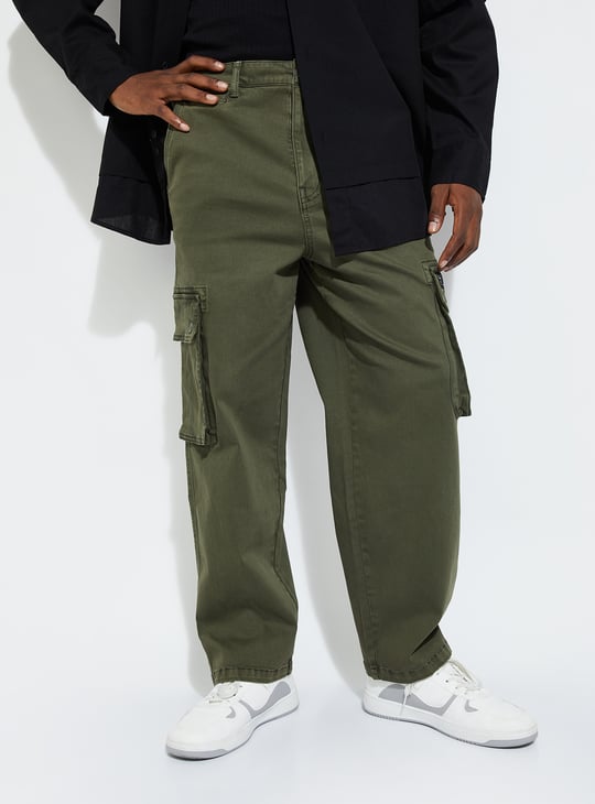 URB_N Men Relaxed Fit Cargo Trousers