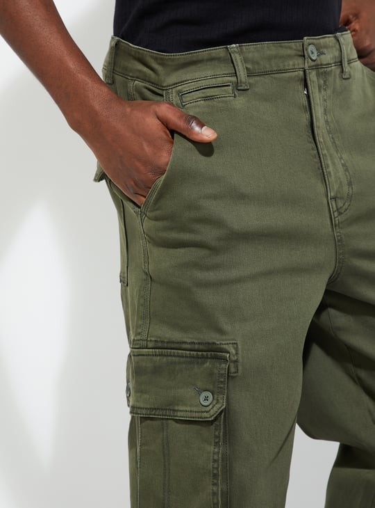 URB_N Men Relaxed Fit Cargo Trousers