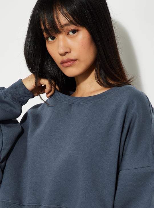 URB_N Women Solid Boxy Cropped Sweatshirt