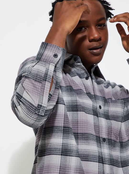 URB_N Men Regular Fit Checked Shirt
