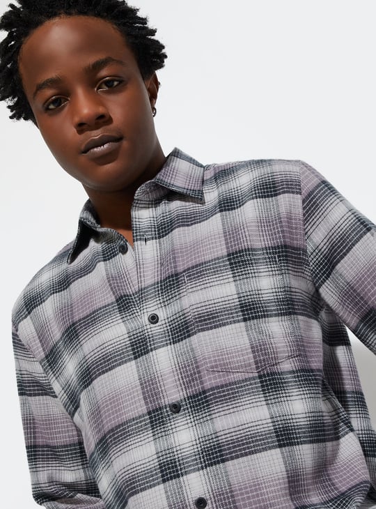 URB_N Men Regular Fit Checked Shirt