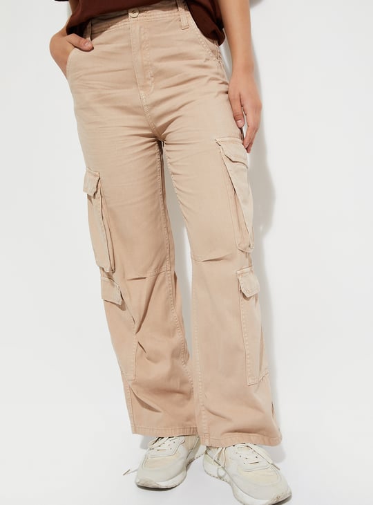 URB_N Women Relaxed Fit Solid Cargo Trousers