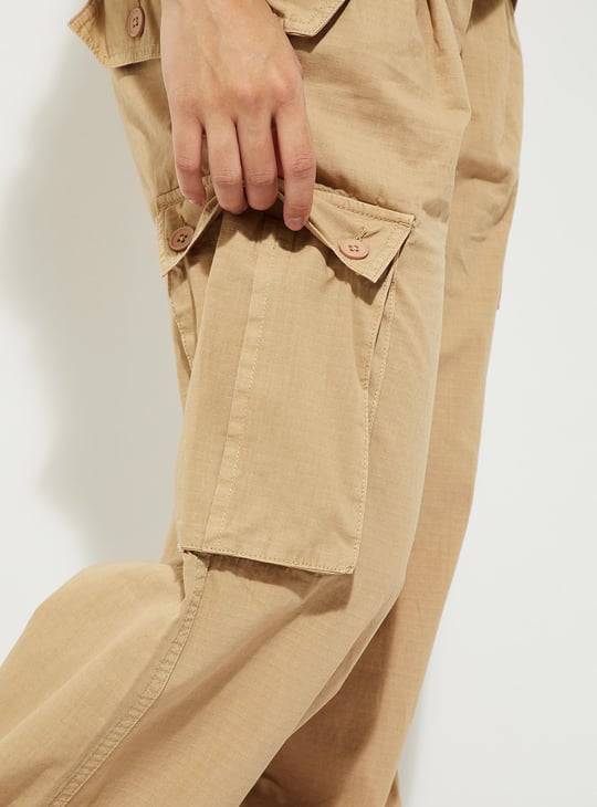 URB_N Women Solid Parachute Pants with Cargo Pockets