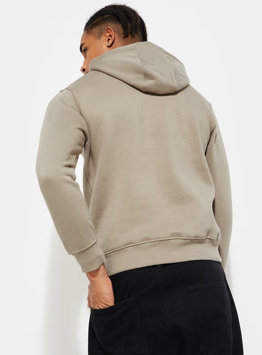 URB_N Men Embroidered Hooded Sweatshirt