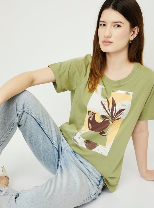 Women Graphic Printed T-shirt