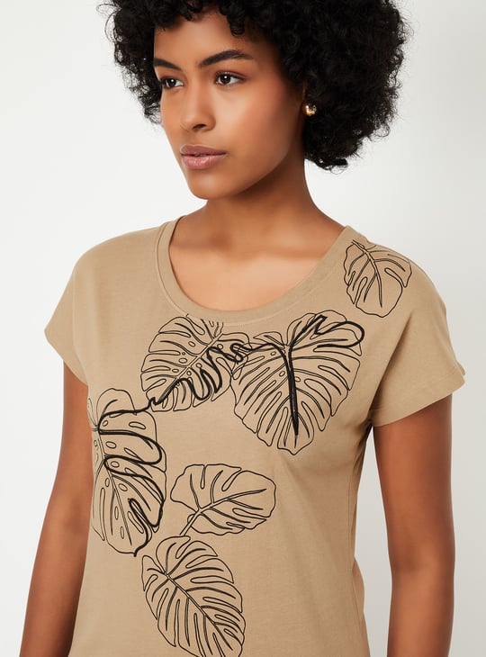 Women Graphic Printed T-shirt