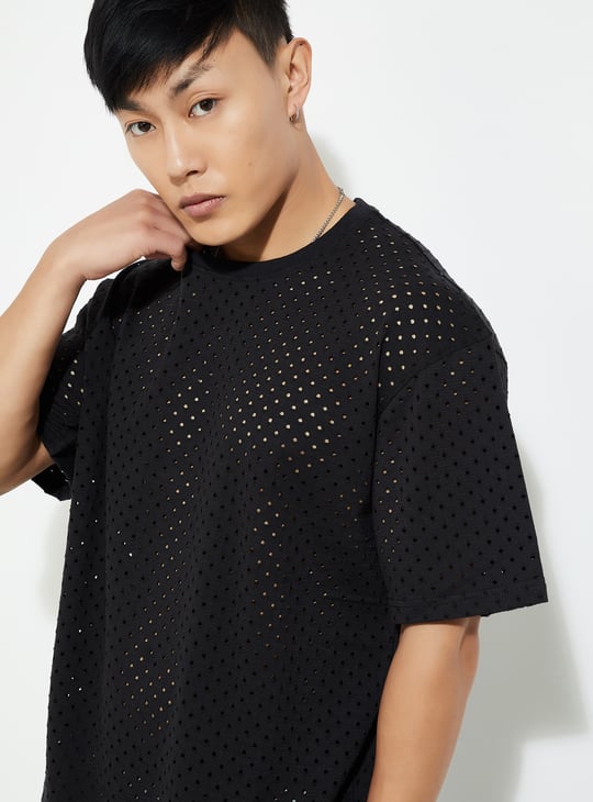 URB_N Men Oversized Cut-Out T-shirt