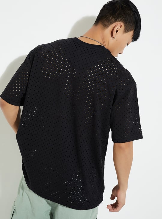 URB_N Men Oversized Cut-Out T-shirt