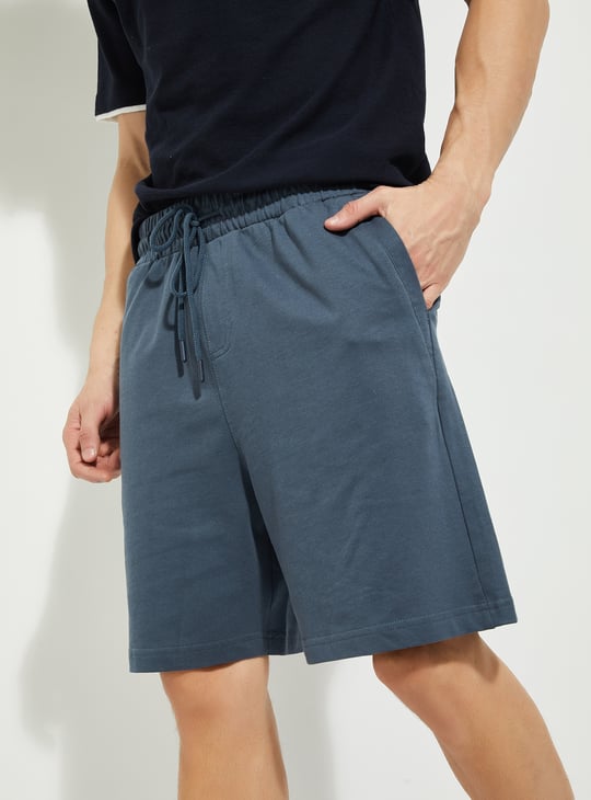 URB_N Men Solid Shorts