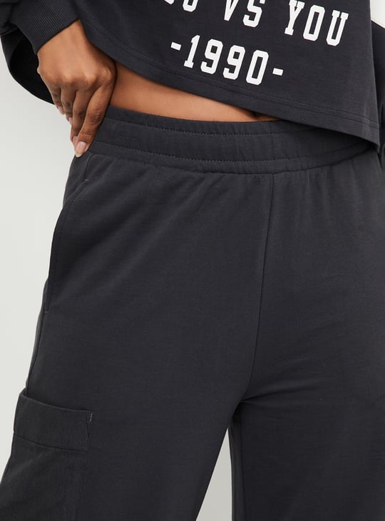 Women Solid Cargo Trousers