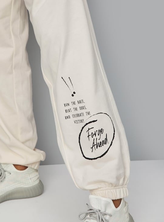 Women Printed Athleisure Joggers