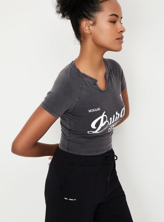 Women Acid Washed Cropped T-shirt