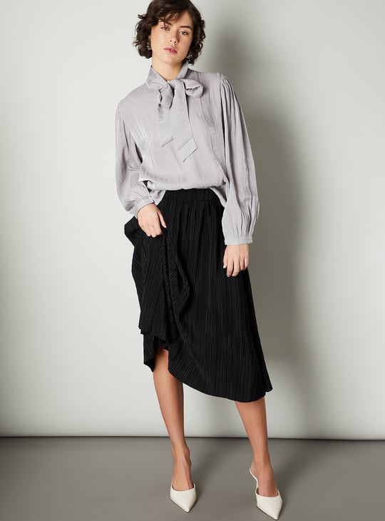 Women Beaded Tie-Up Neck Top