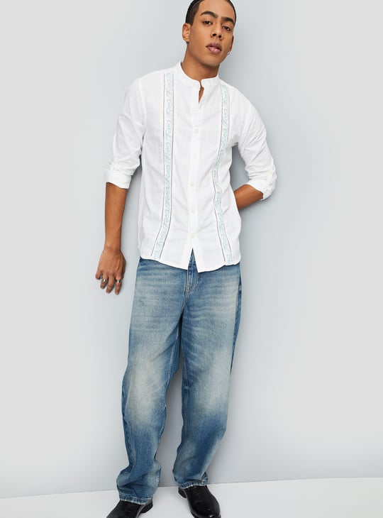 Men Embroidered Slim Fit Kurta