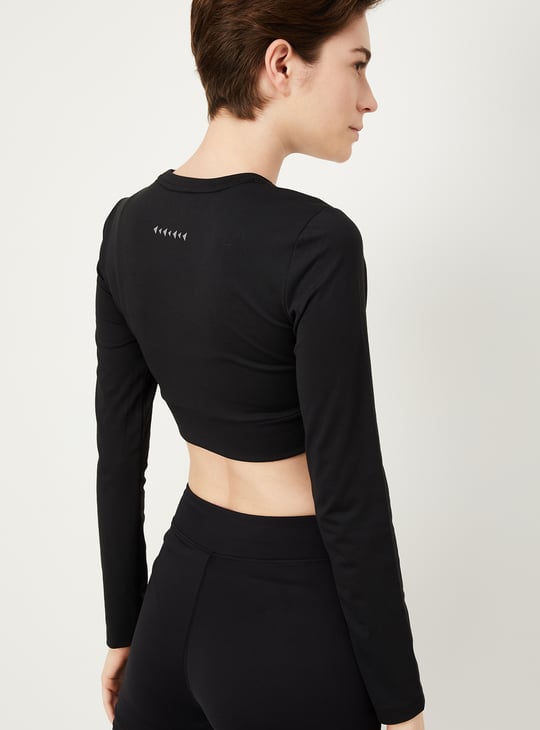 Women Solid Sports Crop Top