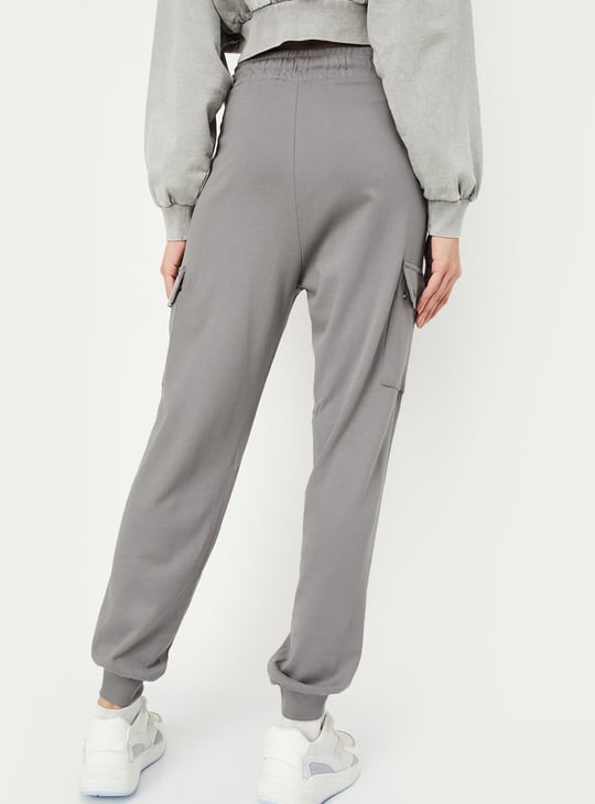 Women Solid Athleisure Cargo Joggers