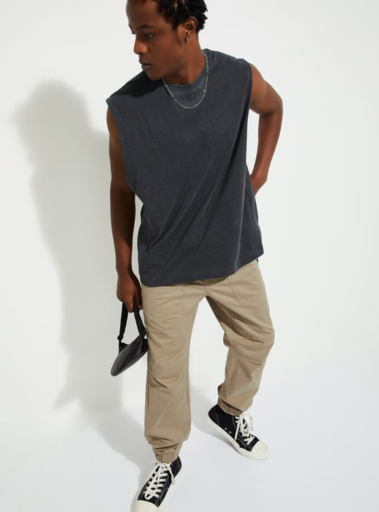 URB_N Men Washed Regular Fit Sleeveless T-shirt