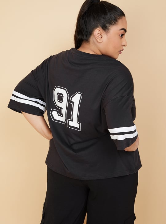 Women Oversized Graphic Sports T-shirt