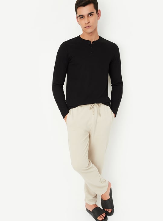 Men Textured Henley Neck T-shirt