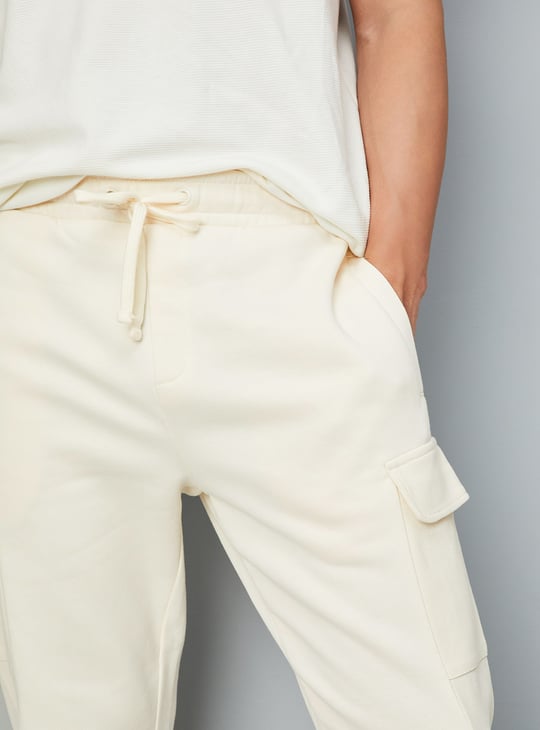 Men Solid Athleisure Track Pants