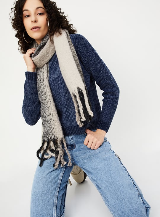 Women Textured Muffler