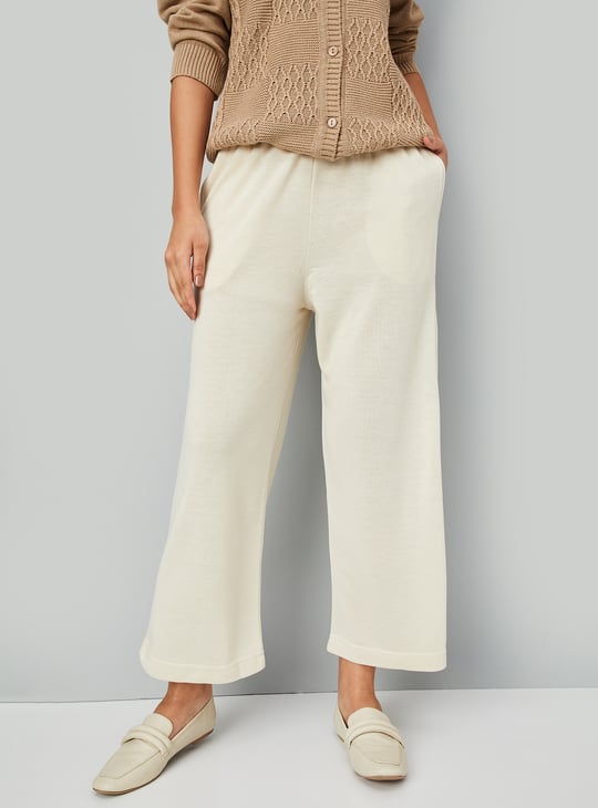 Women Solid Knit Straight Pants