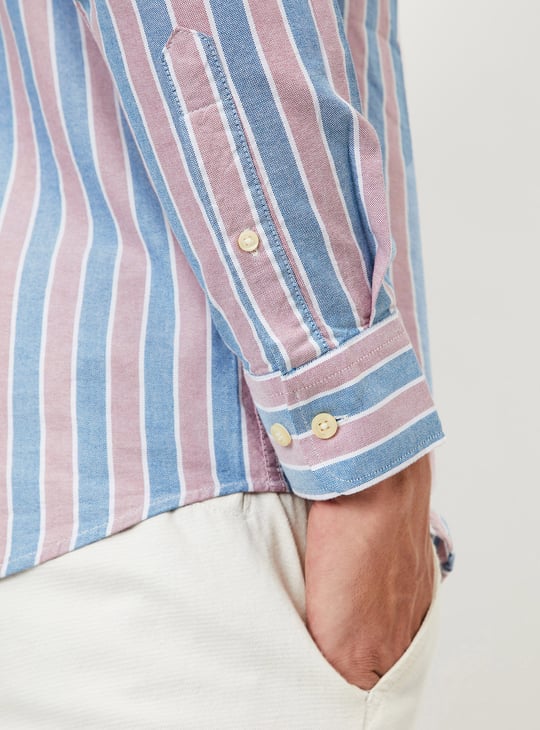 Men Slim Fit Striped Smart Casual Shirt