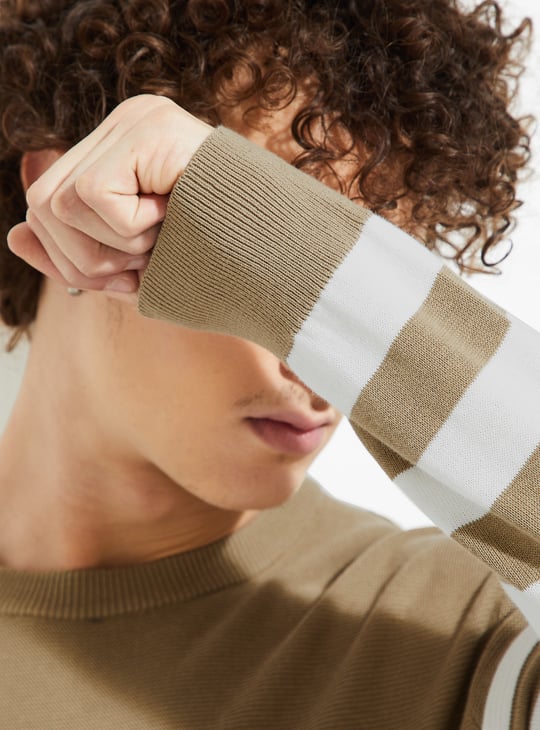 URB_N Men Striped Sweater