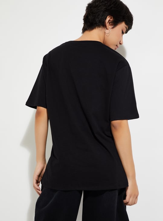 URB_N Women Oversized Graphic Printed T-shirt