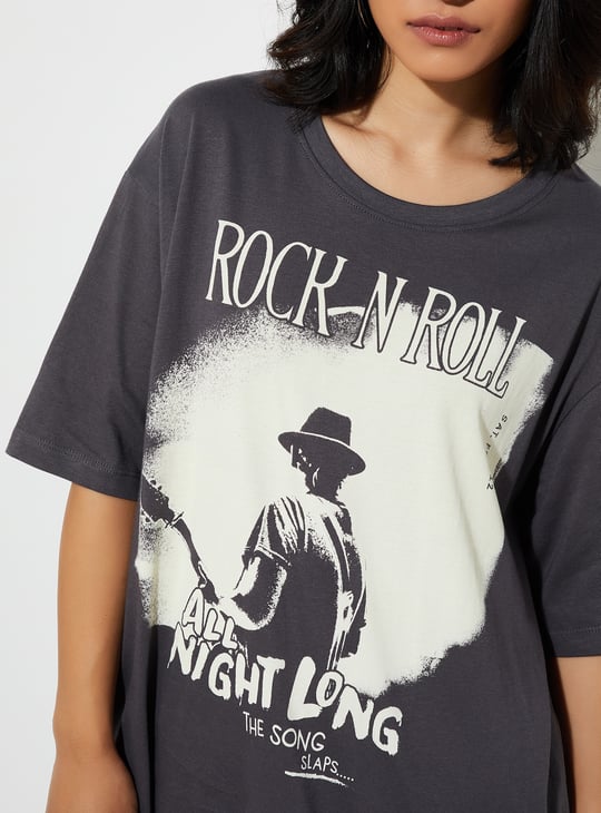 URB_N Women Relaxed Fit Graphic Printed T-shirt