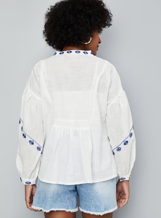 Women Embroidered Tunic