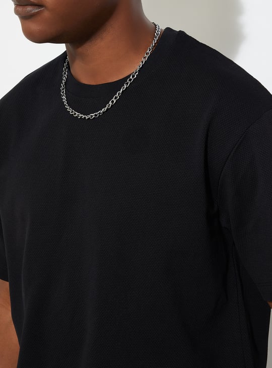 URB_N Men Relaxed Fit Solid T-shirt Black Solid