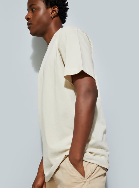 URB_N Men Relaxed Fit Solid T-shirt