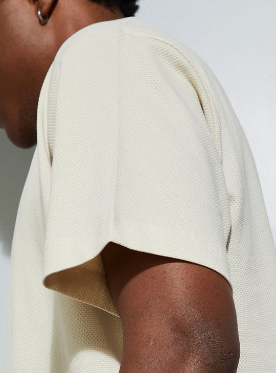 URB_N Men Relaxed Fit Solid T-shirt