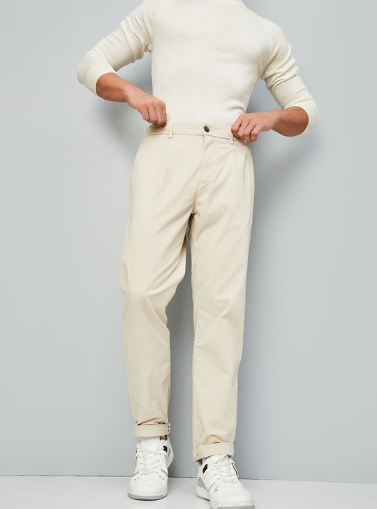 Men Straight Fit Solid Flexi Waist Chinos