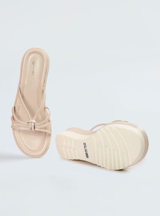 Women Solid Strappy Wedges