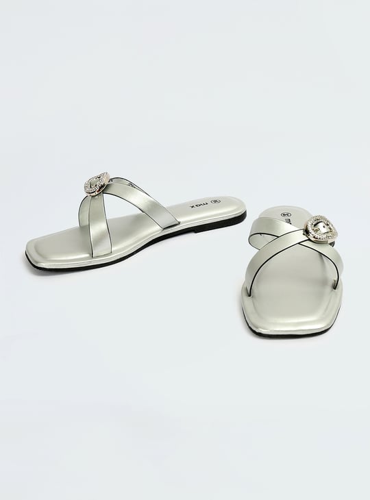 Women Embellished Buckle Flat Sandals