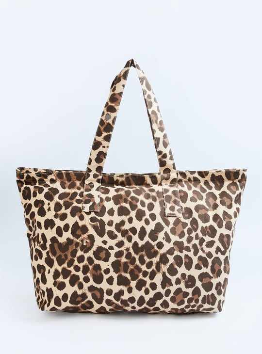 Women Animal Printed Shopper Bag