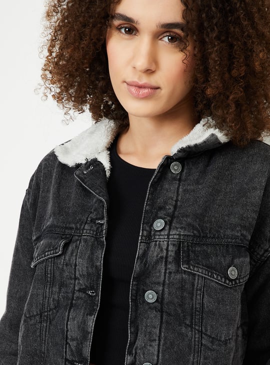 Women Washed Denim Jacket with Sherpa Collar