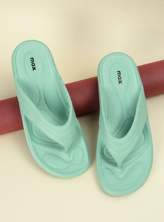 Women Moulded V-Strap Flip Flops