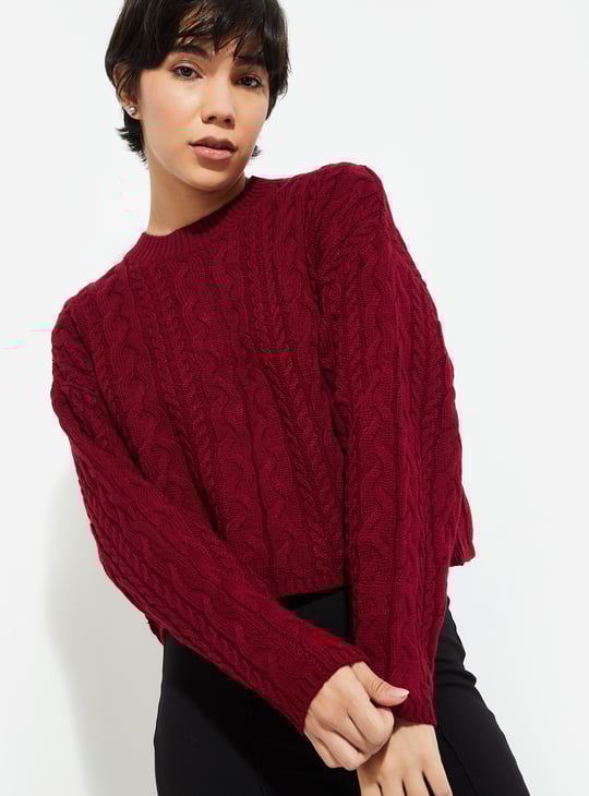 URB_N  Women Cable Knit Crop Sweater