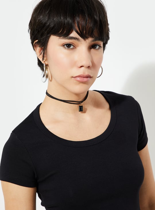 URB_N Women Solid Crop T-shirt
