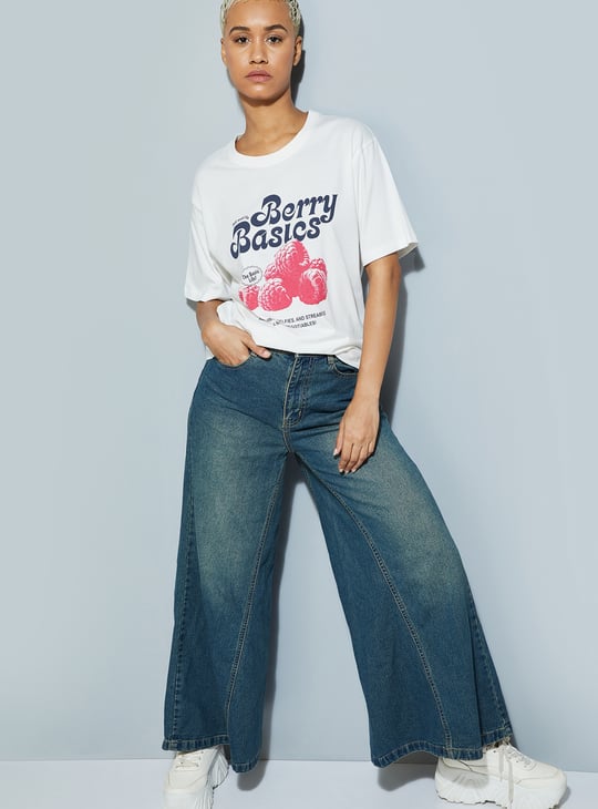 URB_N Women Graphic Printed Relaxed Fit T-shirt