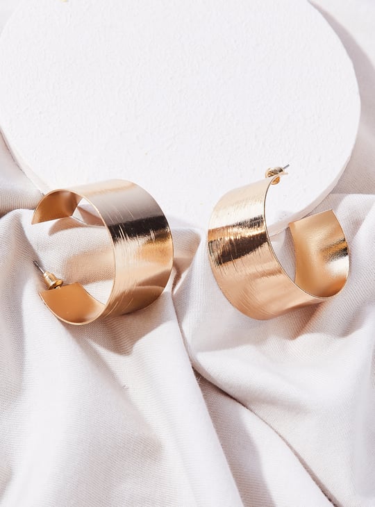 Women Textured Half Hoop Earrings